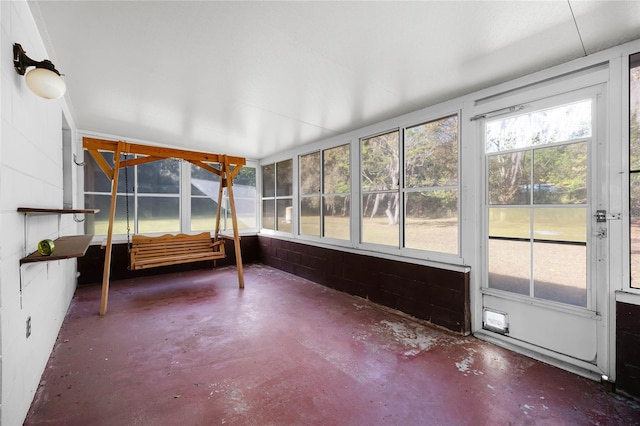 view of unfurnished sunroom