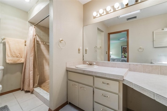 full bath featuring ensuite bath, tiled shower, toilet, and vanity