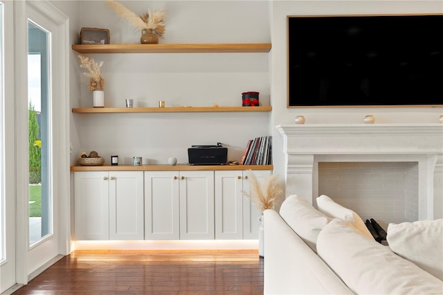 living room with light wood-style floors