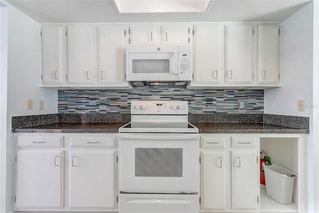 1318 Chebon Ct Unit E-F, Unit E-F, Apopka, FL 32712 - kitchen featuring dark countertops, white appliances, and backsplash