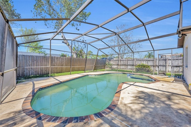 view of swimming pool with a patio area, an in ground hot tub, and a fenced backyard