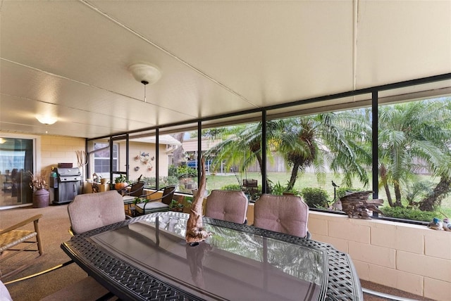 view of sunroom / solarium