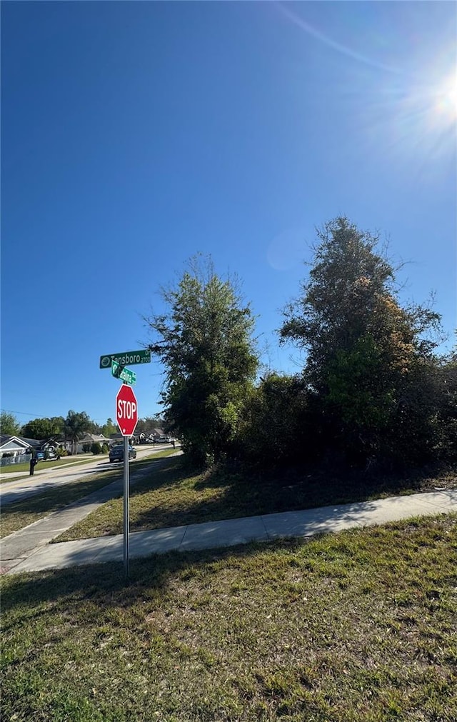 Listing photo 2 for 1327 Catalina Blvd, Deltona FL 32725