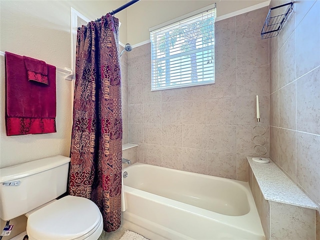 full bathroom with toilet and shower / tub combo