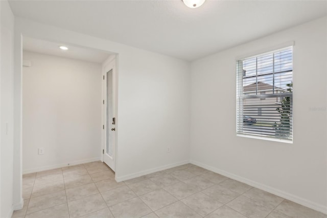 800 Griffon Ave, Lake Alfred, FL 33850 - spare room with light tile patterned floors, baseboards, and recessed lighting