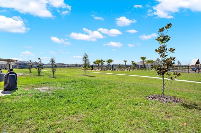 view of yard featuring fence