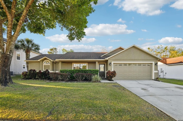 ranch-style home featuring stucco siding, a front lawn, an attached garage, and driveway