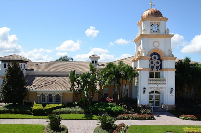 view of building exterior