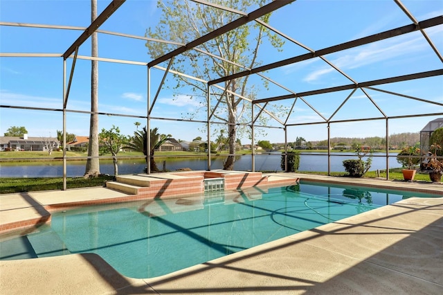 outdoor pool featuring a lanai, a hot tub, a patio, and a water view