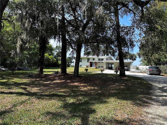 exterior space featuring driveway