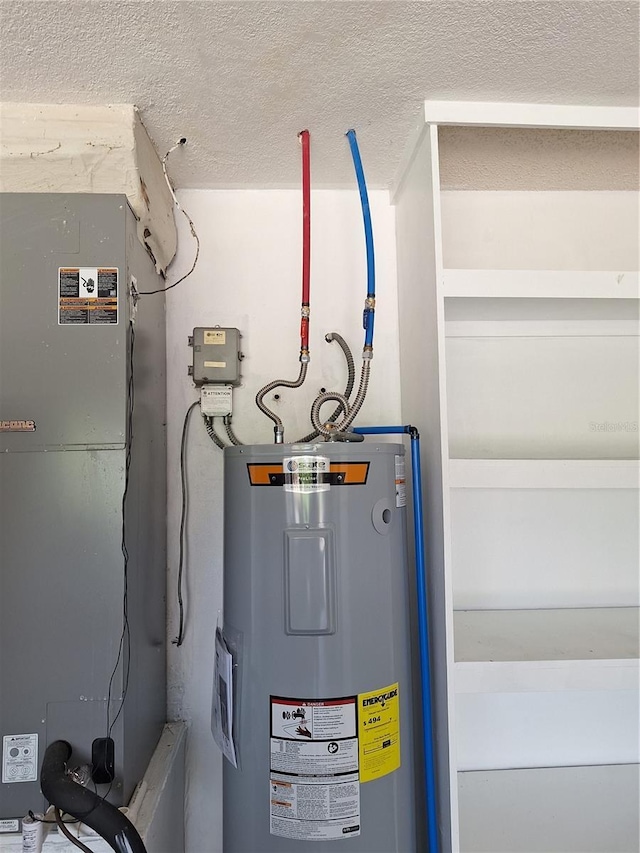 3125 Timucua Cir, Orlando, FL 32837 - utilities with water heater and heating unit
