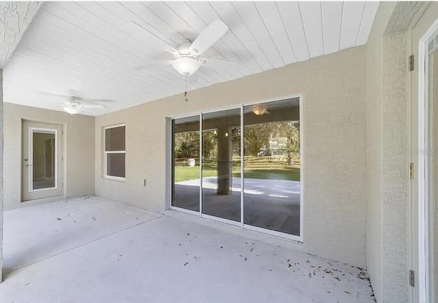 view of patio with a ceiling fan