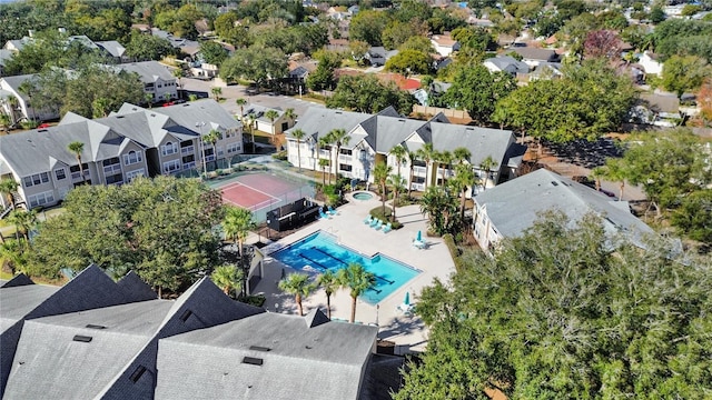 birds eye view of property featuring a residential view