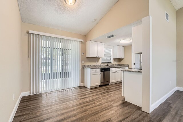 7001 Heath Dr, Port Richey, FL 34668 - photo 4