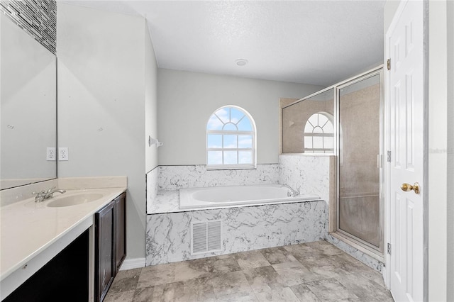 5456 Crepe Myrtle Cir, Kissimmee, FL 34758