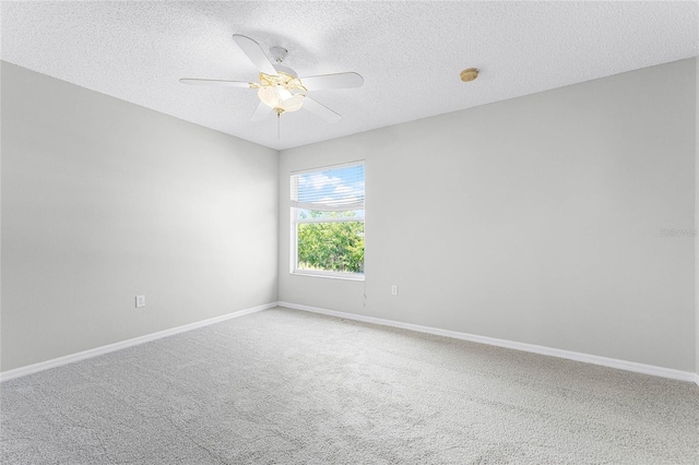 5456 Crepe Myrtle Cir, Kissimmee, FL 34758