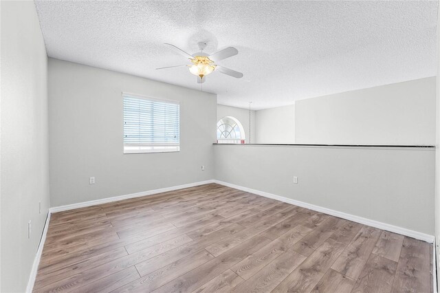 5456 Crepe Myrtle Cir, Kissimmee, FL 34758