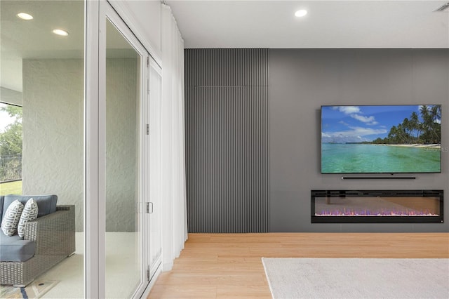 16689 Broadwater Ave, Winter Garden, FL 34787 - interior space with recessed lighting, wood finished floors, and visible vents