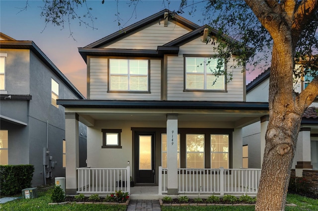 craftsman-style house with a porch