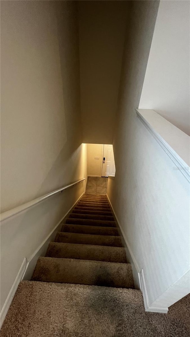 2597 Shamrock St, Tavares, FL 32778 - view of staircase