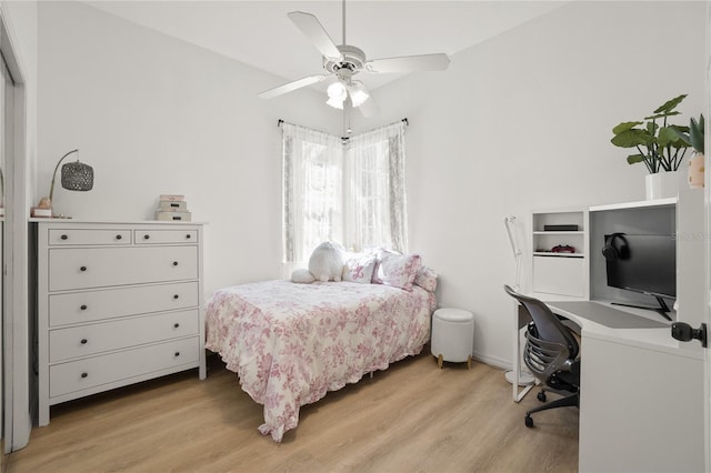 551 Wheatstone Pl, Orlando, FL 32835 - bedroom with light wood-style flooring and ceiling fan