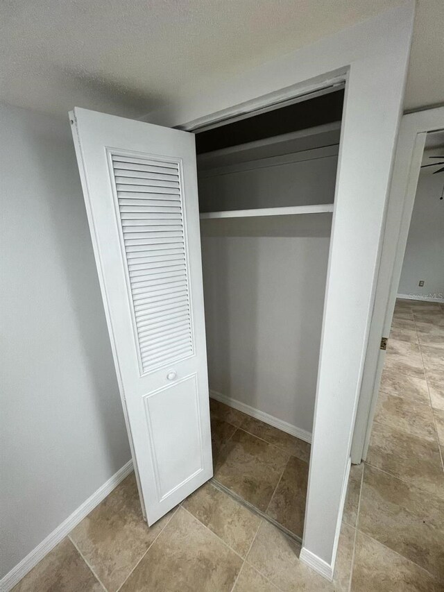 6130 Gamble Dr, Orlando, FL 32808 - view of closet