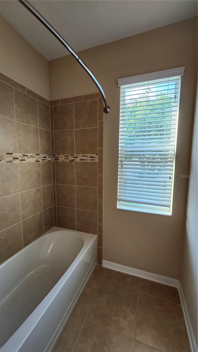 2749 Sand Oak Loop, Apopka, FL 32712 - full bath with tile patterned floors and shower / bathtub combination