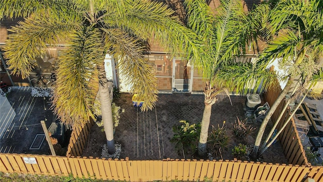 1260 Parkside Green Dr Unit D, Greenacres, FL 33415 - view of side of home