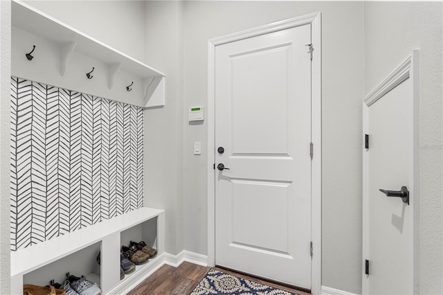 4622 Eureka Ln, Sanford, FL 32773 - mudroom featuring dark wood-type flooring and baseboards
