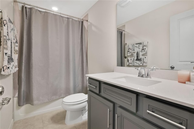 11038 Leafshore Loop, Orlando, FL 32829 - full bath with vanity, tile patterned flooring, and shower / bath combo
