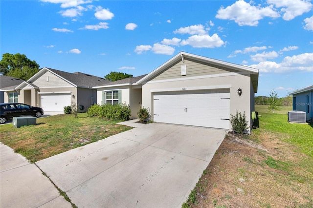11207 Amber Ridge Dr, Zellwood, FL 32798 - ranch-style home with cooling unit, stucco siding, an attached garage, driveway, and a front yard