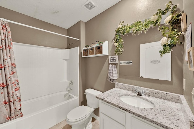 11207 Amber Ridge Dr, Zellwood, FL 32798 - full bathroom featuring visible vents, toilet, shower / tub combo, and vanity