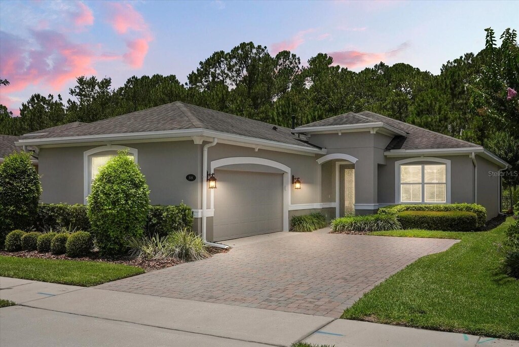 1686 Victoria Gardens Dr, Deland, FL 32724 - photo 1