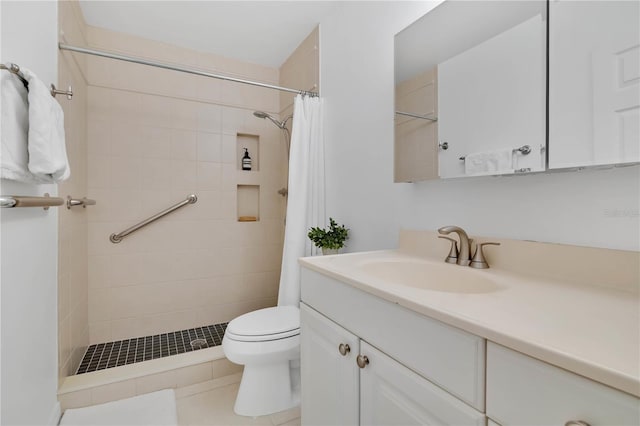 700 Melrose Ave Unit L-23, Winter Park, FL 32789 - full bath featuring vanity, a tile shower, and toilet
