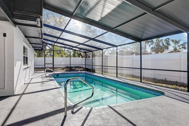 4907 21st Ave W, Bradenton, FL 34209 - view of swimming pool featuring a fenced in pool, a patio, a lanai, and fence