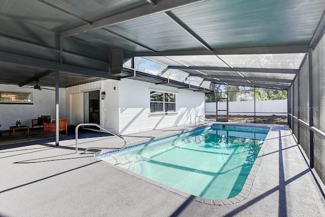 4907 21st Ave W, Bradenton, FL 34209 - view of swimming pool with a patio, a fenced in pool, and a lanai