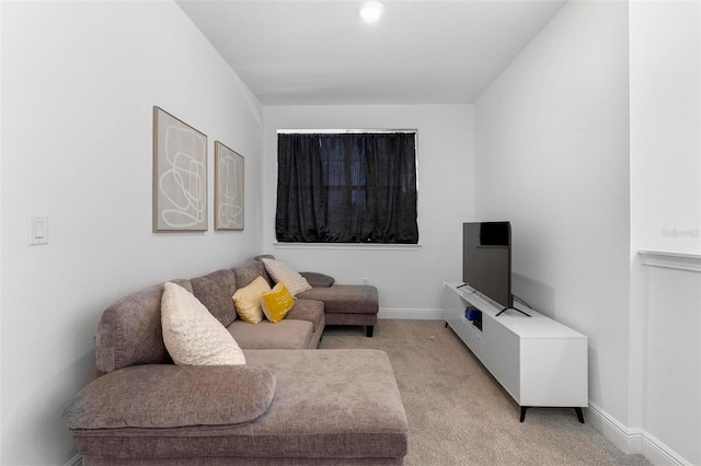 4911 Shady Pines Dr, Saint Cloud, FL 34772 - living area with light carpet and baseboards