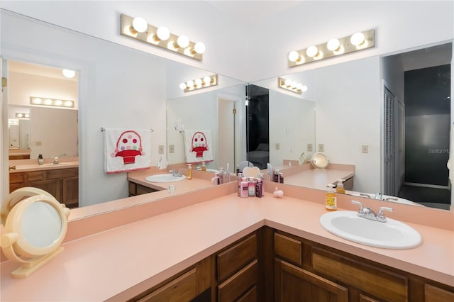 1148 Monroe Ave, Saint Cloud, FL 34769 - ensuite bathroom featuring vanity