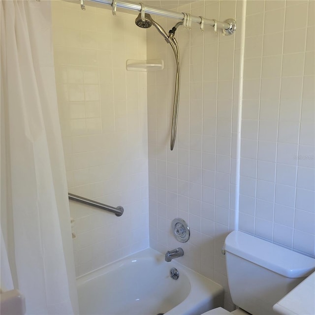 1661 Votaw Rd, Apopka, FL 32703 - full bath featuring toilet and shower / bath combo