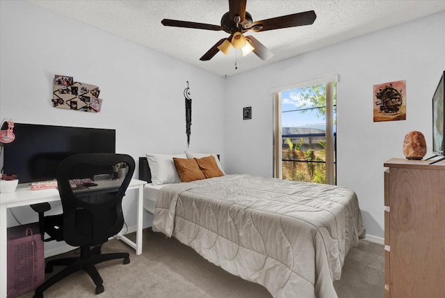 10400 Hunters Trail Ct, Orlando, FL 32817 - bedroom with baseboards, light colored carpet, a textured ceiling, and ceiling fan