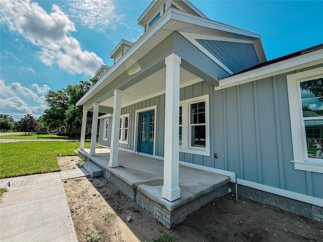 311 W Delaware Ave, Lake Helen, FL 32744 - porch with a yard