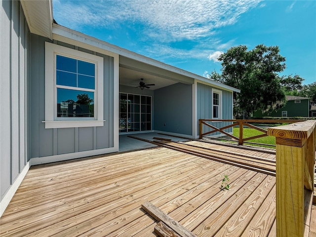311 W Delaware Ave, Lake Helen, FL 32744 - wooden terrace with a ceiling fan