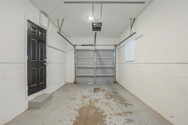 3645 6th St S, Saint Petersburg, FL 33705 - garage with a garage door opener