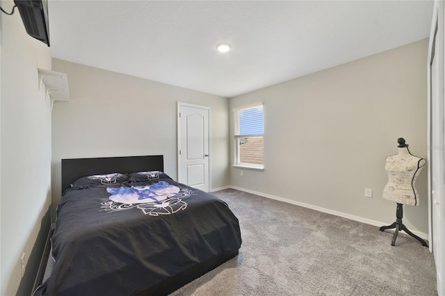 1158 Oak Bluff Dr, Davenport, FL 33837 - carpeted bedroom with baseboards