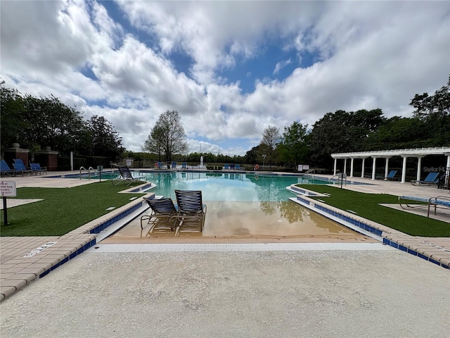4730 Capital Blvd, Saint Cloud, FL 34769 - pool with a pergola, a patio area, and a yard