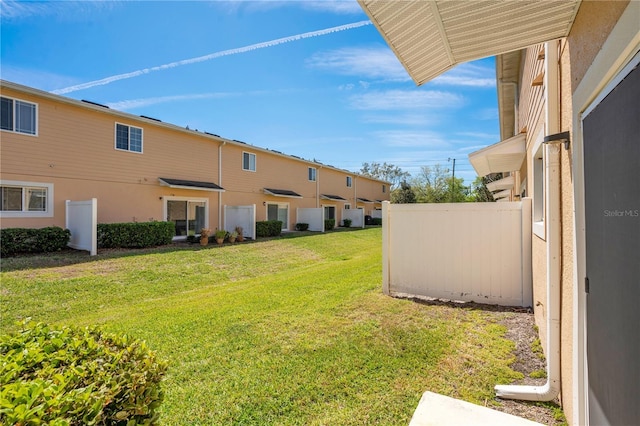 10124 Shadow Leaf Ct, Orlando, FL 32825 - view of yard