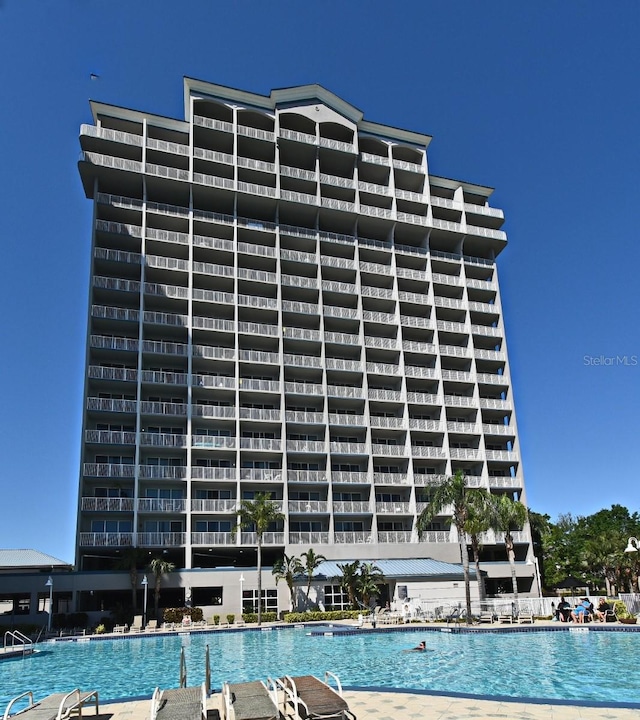 13427 Blue Heron Beach Dr Unit 1802, Orlando, FL 32821 - view of pool