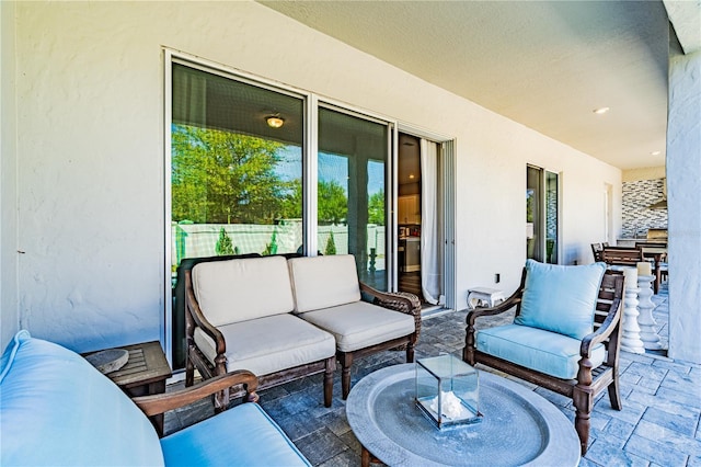 8384 Ludington Cir, Orlando, FL 32836 - view of patio featuring an outdoor hangout area