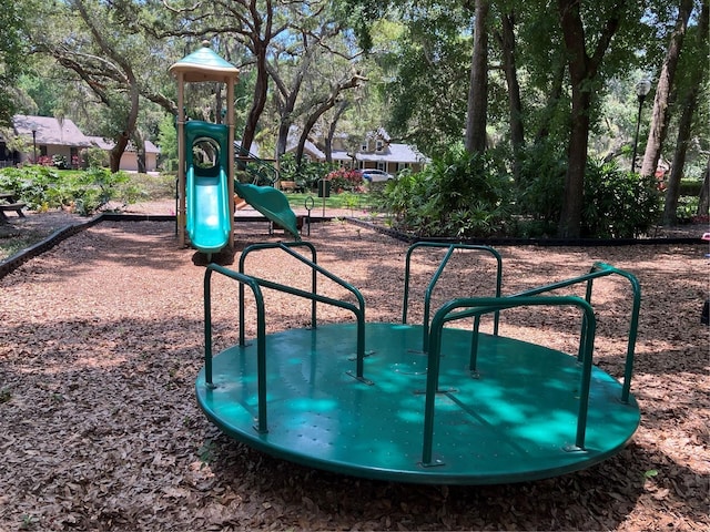 9676 Wild Oak Dr, Windermere, FL 34786 - view of swimming pool with view of wooded area