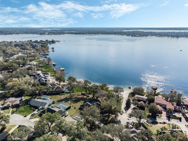 9676 Wild Oak Dr, Windermere, FL 34786 - aerial view of property's location featuring a nearby body of water and nearby suburban area